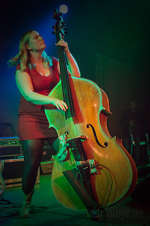 HEDVIG MOLLESTAD TRIO
