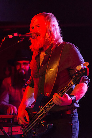 RIVAL SONS