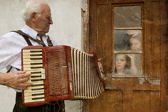 SEE THE MUSIC Title 2010
