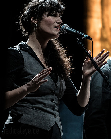 Meret Becker