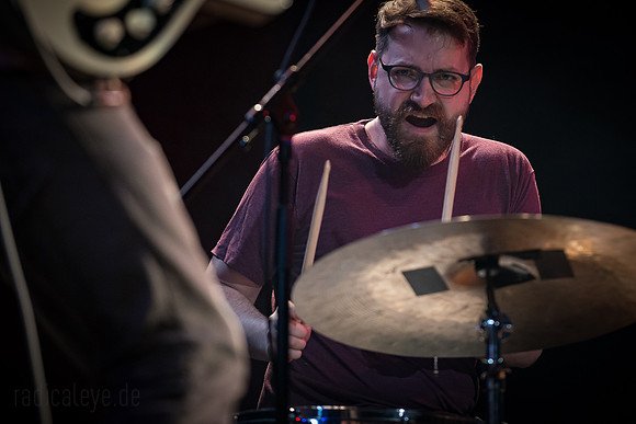 Kammerpunkjazz mit EDI NULZ