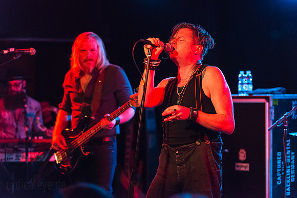 RIVAL SONS