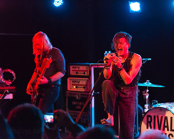RIVAL SONS