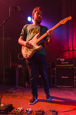 EARTHLESS
